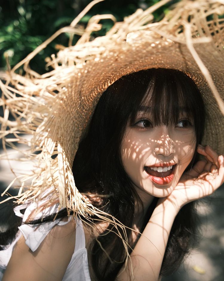 Bí quyết làm đẹp và giữ dáng ctiểu Hoa đán sau 95 - Ngu Thư Hân