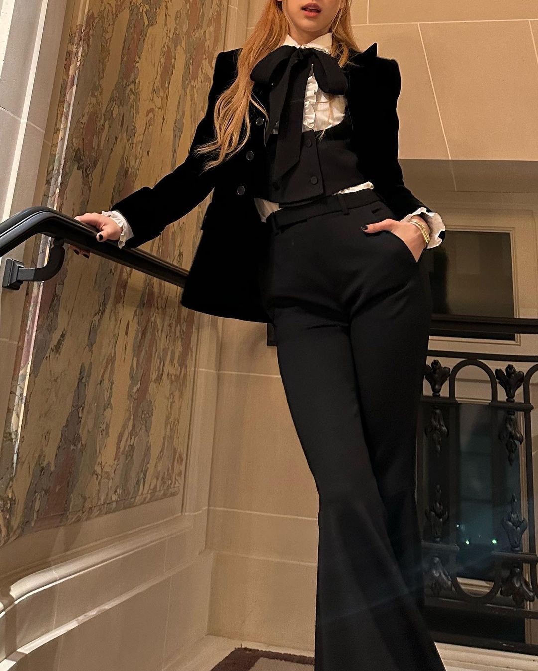 Rosé quần tây đạp gót