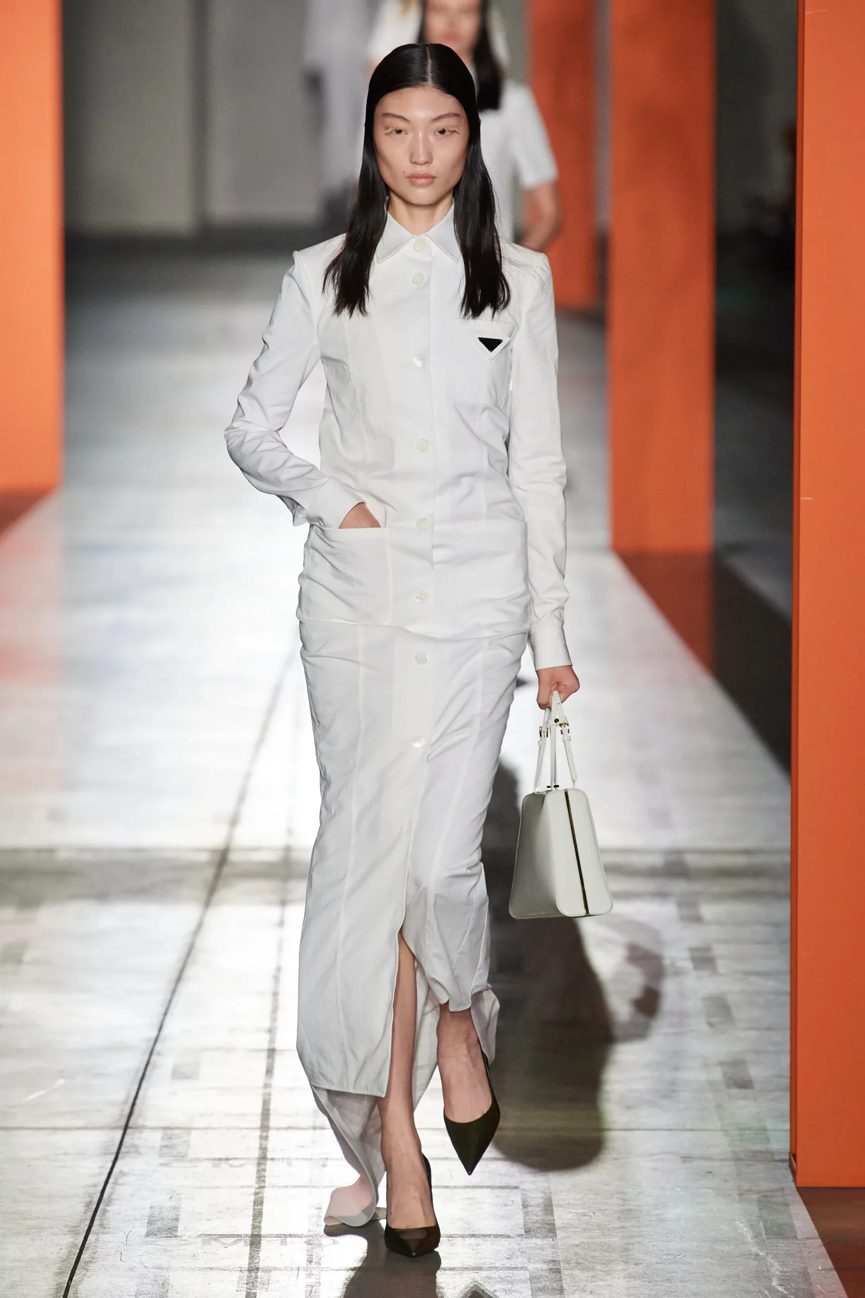 00040-prada-fall-2023-ready-to-wear-credit-gorunway