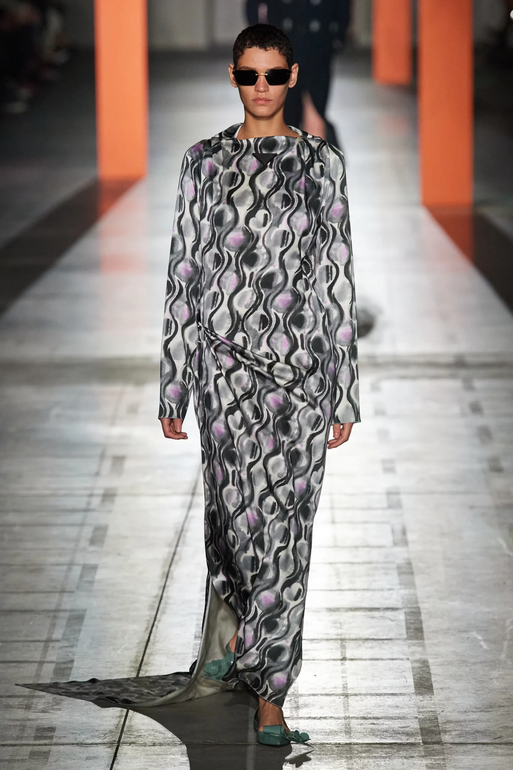 00048-prada-fall-2023-ready-to-wear-credit-gorunway