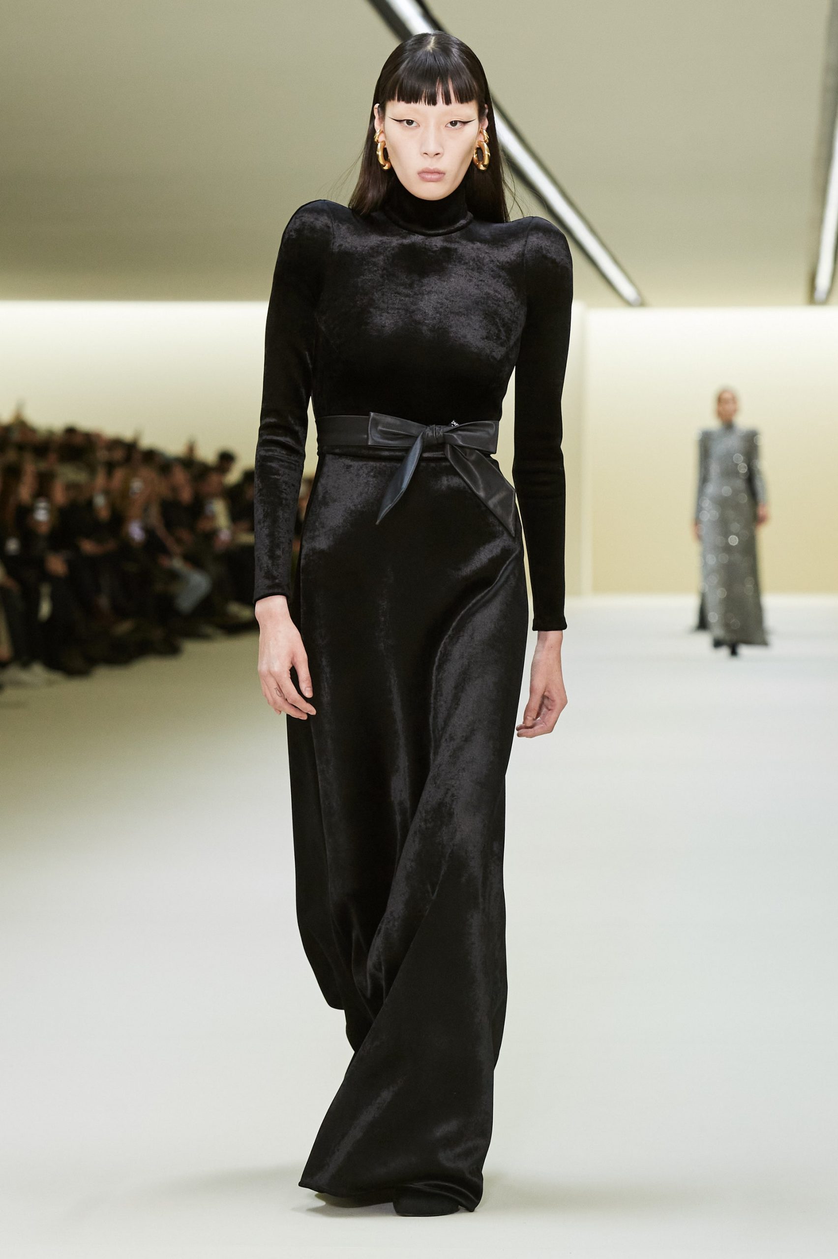 00048-balenciaga-fall-2023-ready-to-wear-credit-gorunway
