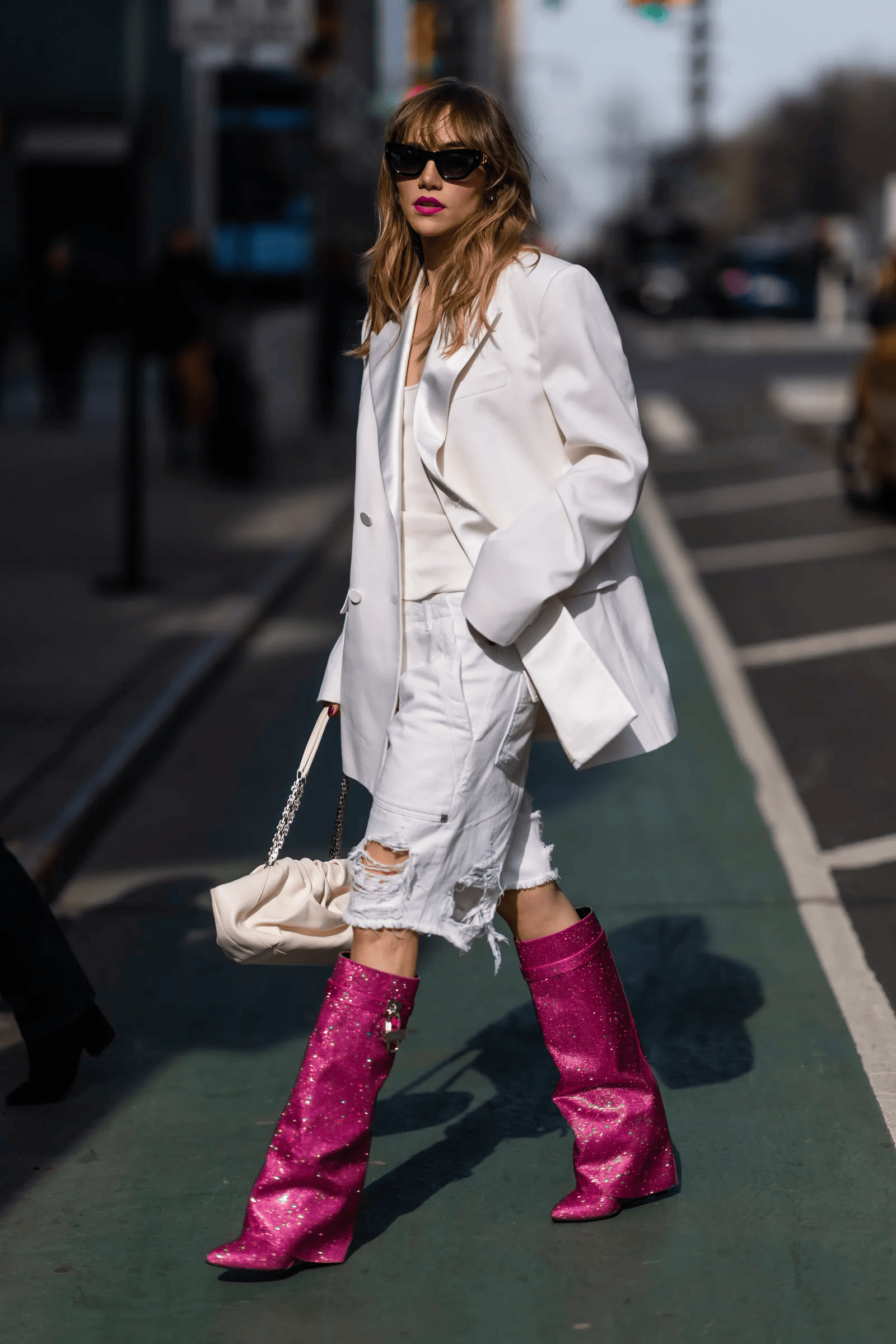Suit ngắn phối boots