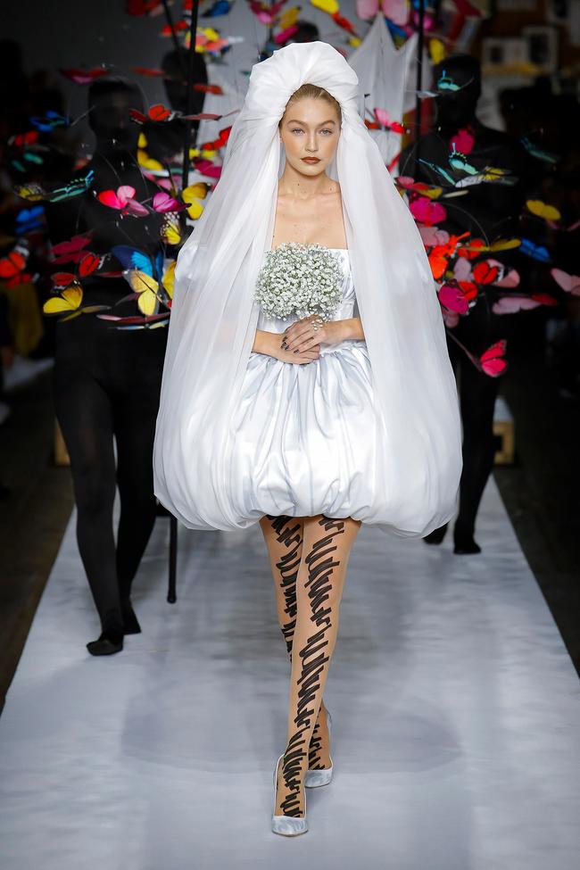 gigi hadid moschino