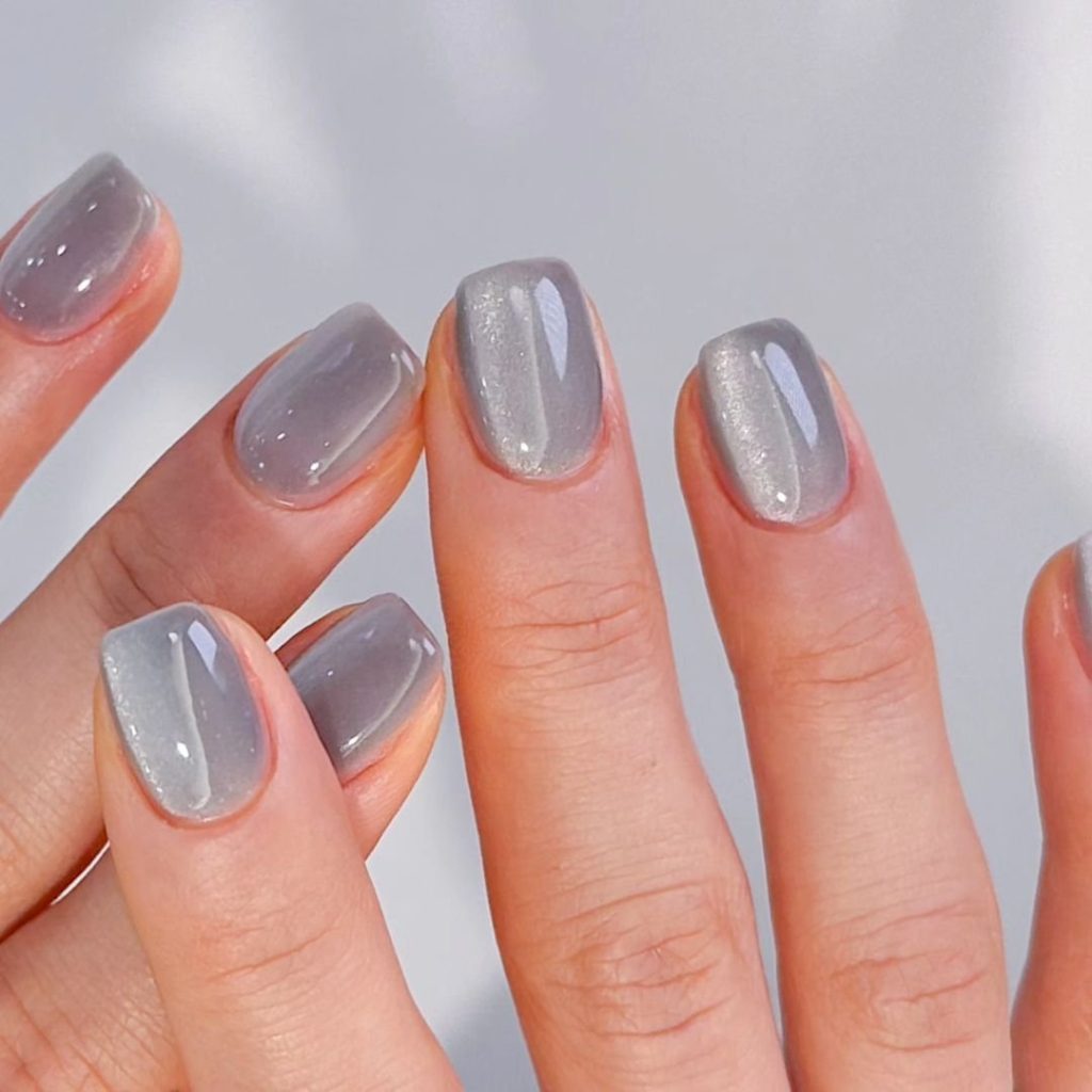 Mắt mèo - kiểu nail ombre xanh pastel