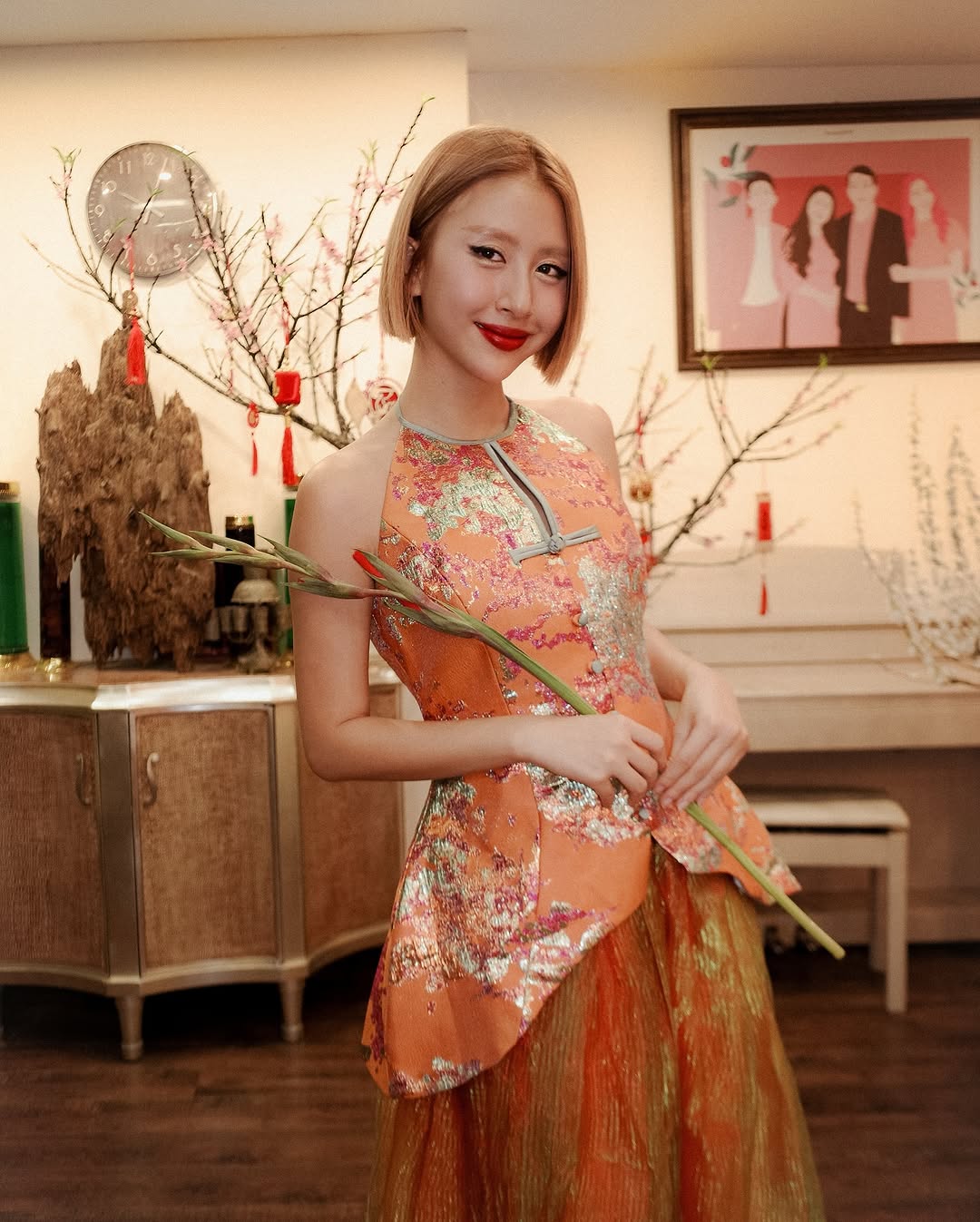 trang phục Tết Quý Mão gia đình quỳnh anh shyn