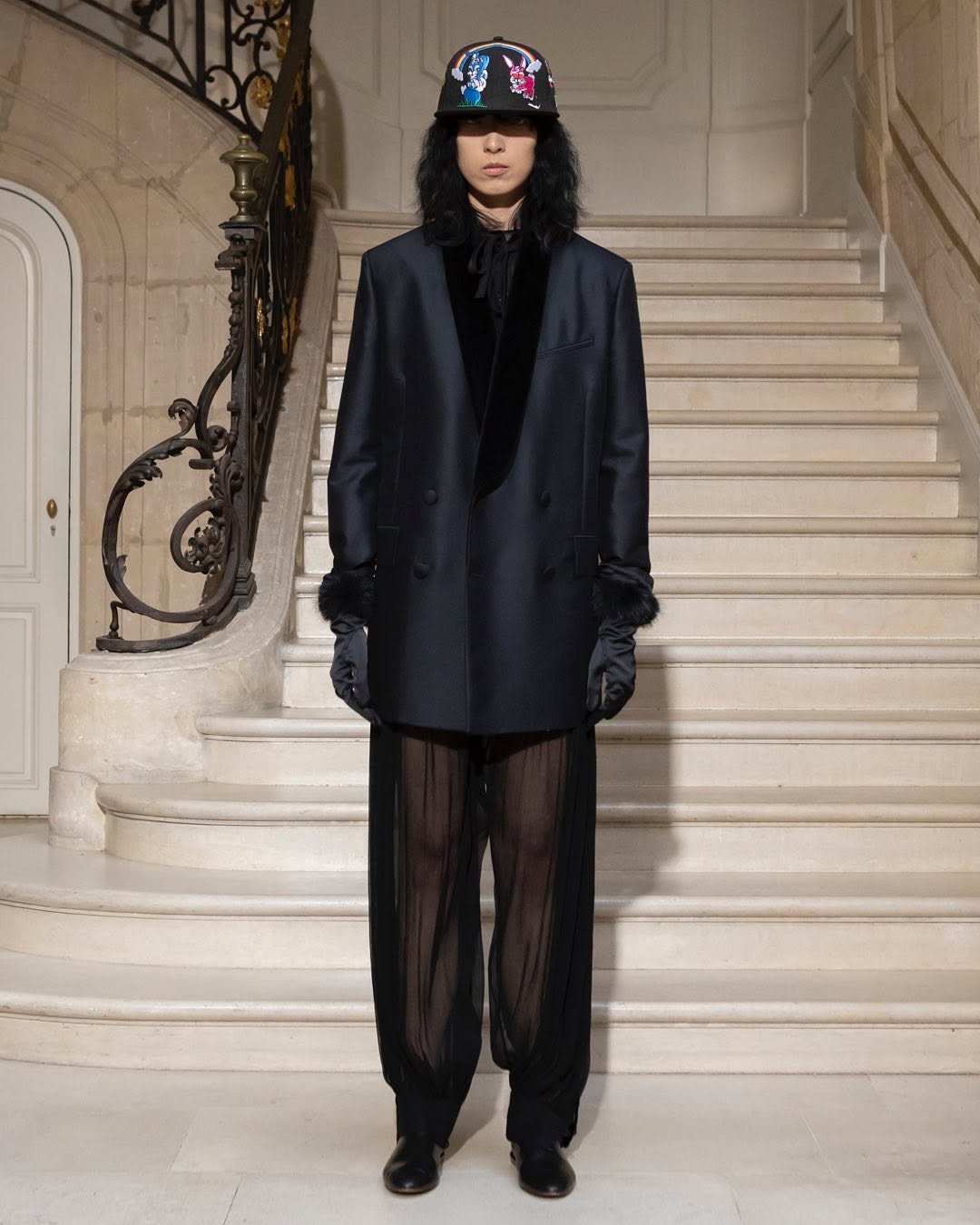 suit đen Kenzo