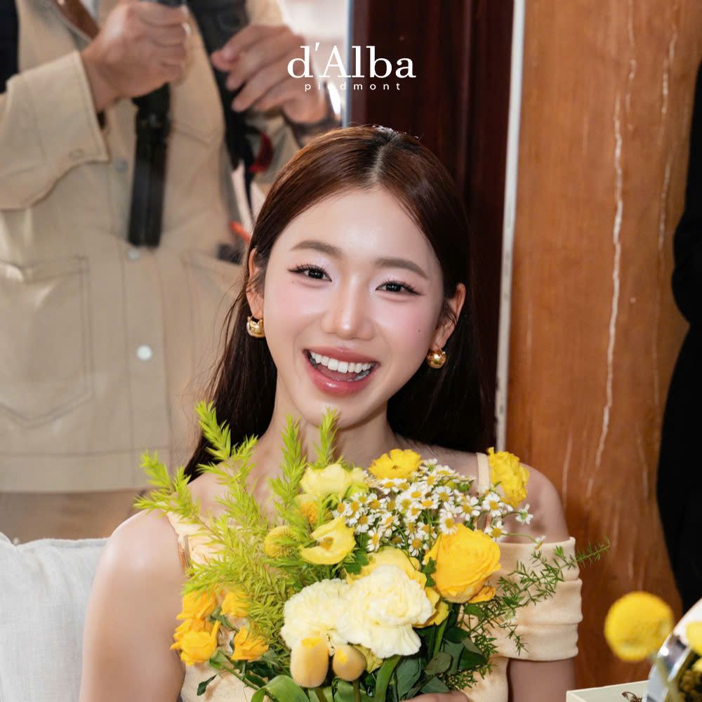 Hình ảnh Meichan tại sự kiện “Glow Reverie - Huyền ảo làn da trong mơ” của d’Alba.