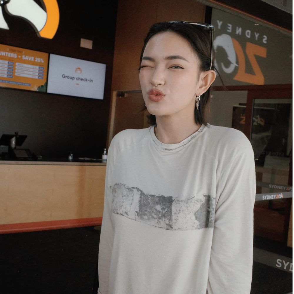 thời trang bạn gái rapper