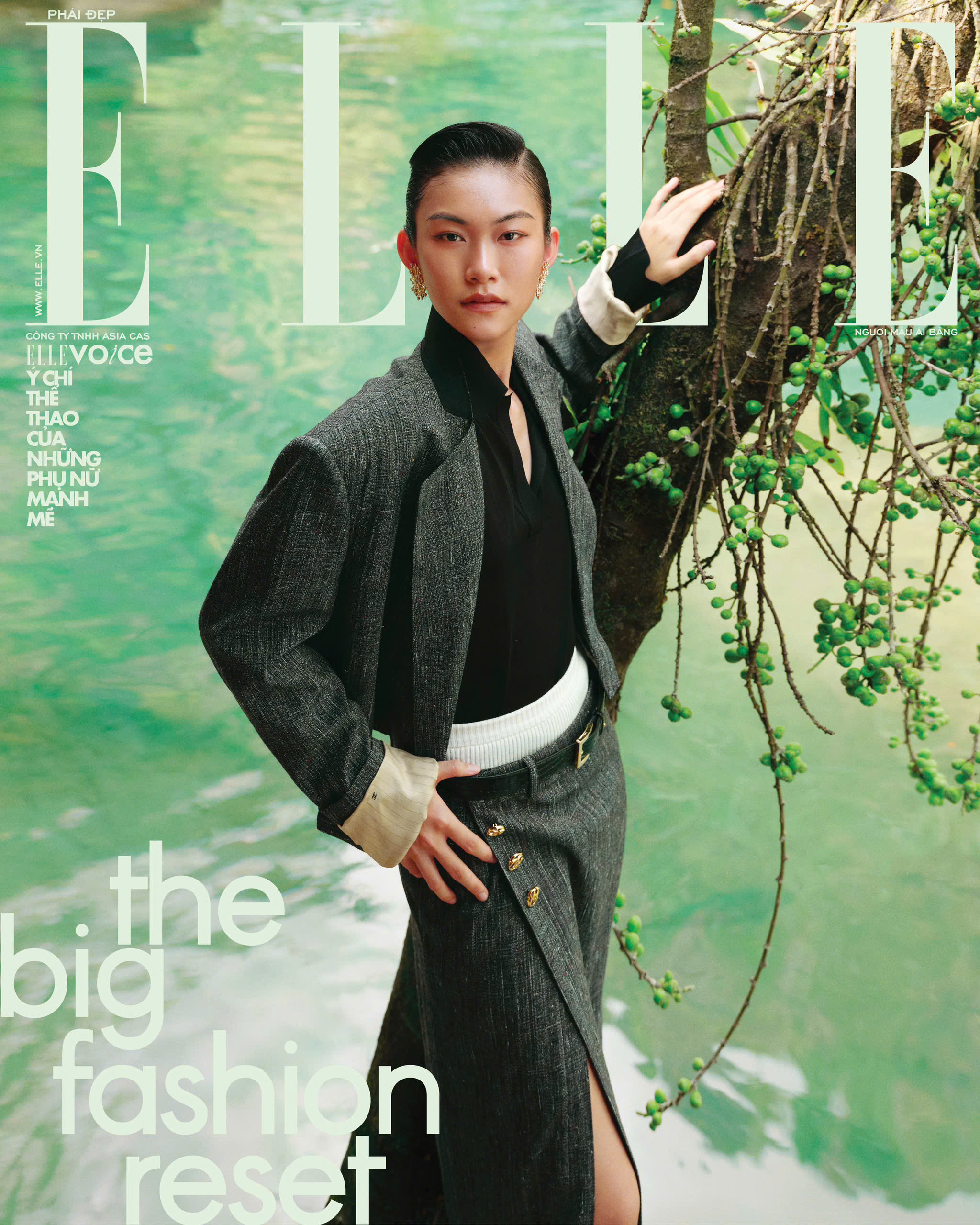 booking magazine button