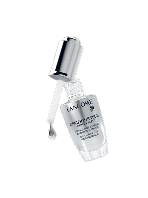4. Innovative Star - Lancôme Génifique Yeux Light Pearl<br/>Serum giúp giảm bọng mắt, làm mềm và mịn vùng da quanh chân mày, làm mờ nếp nhăn và vết chân chim. Sản phẩm đi kèm đầu massage 360 độ được thiết kế độc đáo giúp dễ dàng massage vùng mắt, cho cảm giác mát lạnh và sảng khoái, giúp tinh chất dễ dàng thấm sâu vào da.