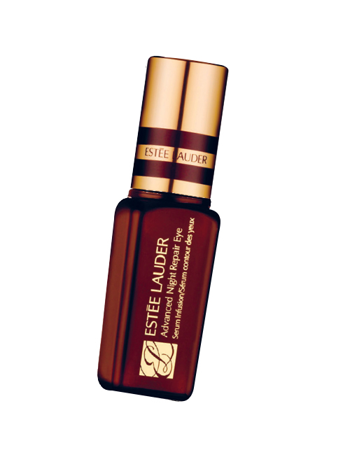 8. Friendly Star - Estée Lauder Advanced Night Repair Eye<br/>Tinh chất giúp chống lại những tác hại từ môi trường, giảm thiểu nếp nhăn, quầng thâm và tình trạng mất nước quanh vùng mắt. Công nghệ chống lão hóa có khả năng tác động đến ADN điều chỉnh dấu hiệu tổn thương, ngăn chặn những nguyên nhân gây tổn thương da từ tận gốc rễ.
