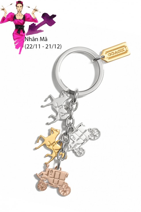 Nhân Mã (22/11 - 21/12)<br/>Những ràng buộc đã trói chân bạn trong năm ngoái sẽ hoàn toàn biến mất vào năm nay.
Như một chú ngựa được tháo cương, bạn sẽ tha hồ bay nhảy trên bầu trời ý tưởng và khát vọng của mình. Nỗ lực quên mình trong công việc sẽ đem đến những thành quả khiến chính bạn cũng phải bất ngờ về bản thân.
<br>
Tình yêu của bạn sẽ phát triển êm đềm trong suốt nửa năm đầu. Nửa năm sau có nhiều dấu hiệu của một chuyến du lịch cặp đôi, tuy nhiên đây lại là lúc phát sinh mâu thuẫn liên quan tới người thứ ba chen vào giữa hai bạn.
<br><br>
Những chú ngựa và cỗ xe đáng yêu của Coach như sự hỗ trợ và tiếp sức để cô nàng