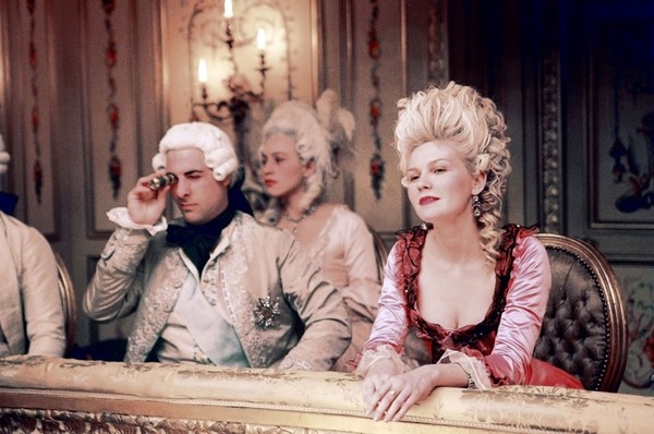 Marie Antoinette (2006)