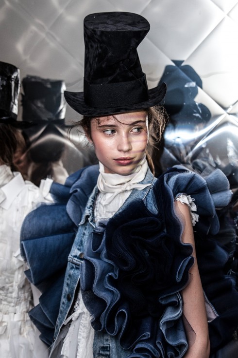 Bộ sưu tập Viktor & Rolf Thu-Đông 2016