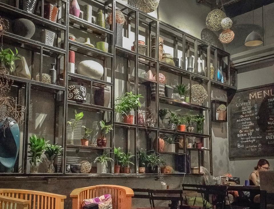 Dạo quanh 20 quán cafe đẹp và độc đáo tại thủ đô Hà Nội - ELLE VN Dạo Quanh 20 Quán Cafe Đẹp Và Độc Đáo Tại Thủ Đô Hà Nội - Elle Vn