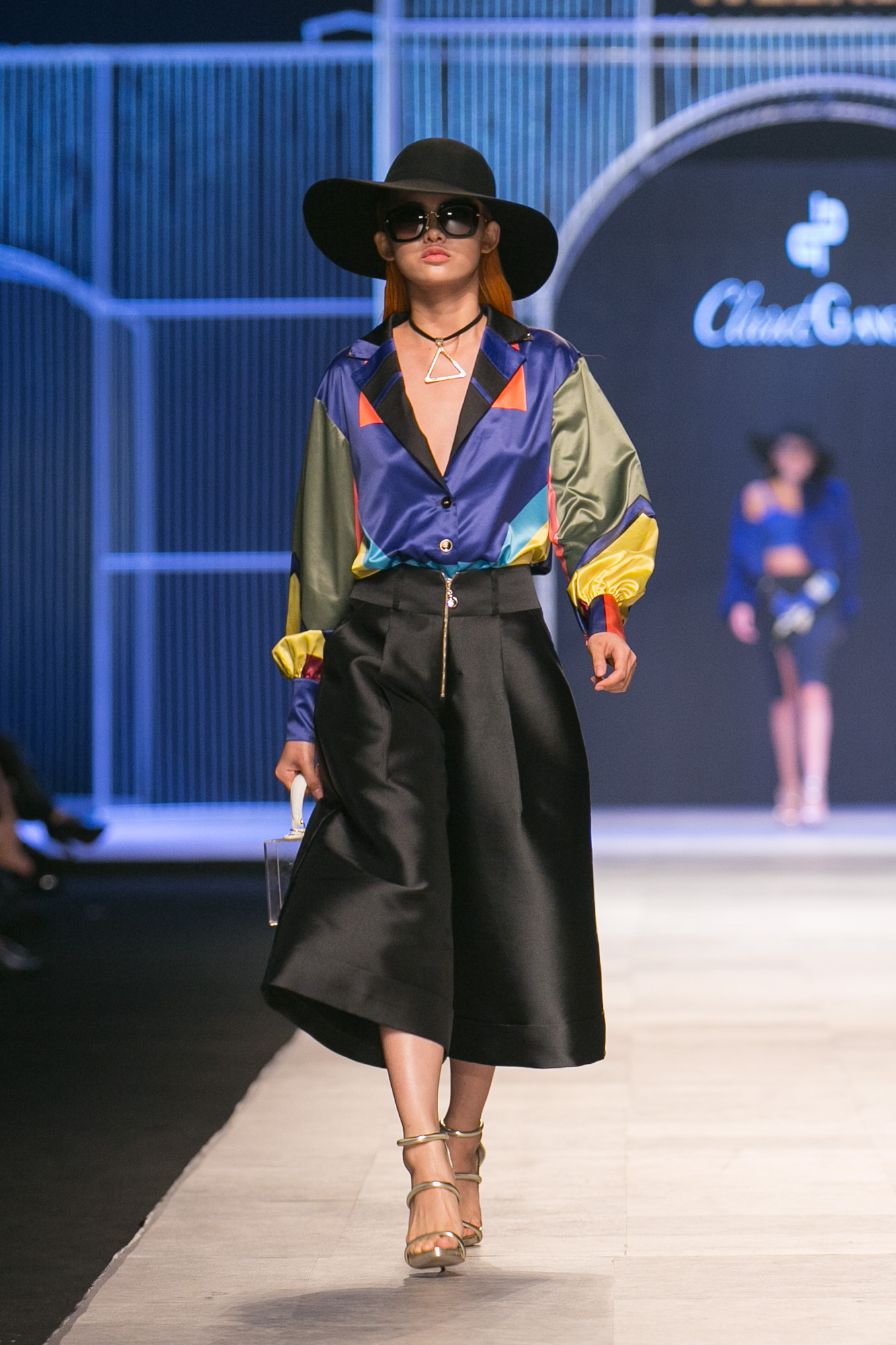 Những Cô Gái Thành Thị Trong 