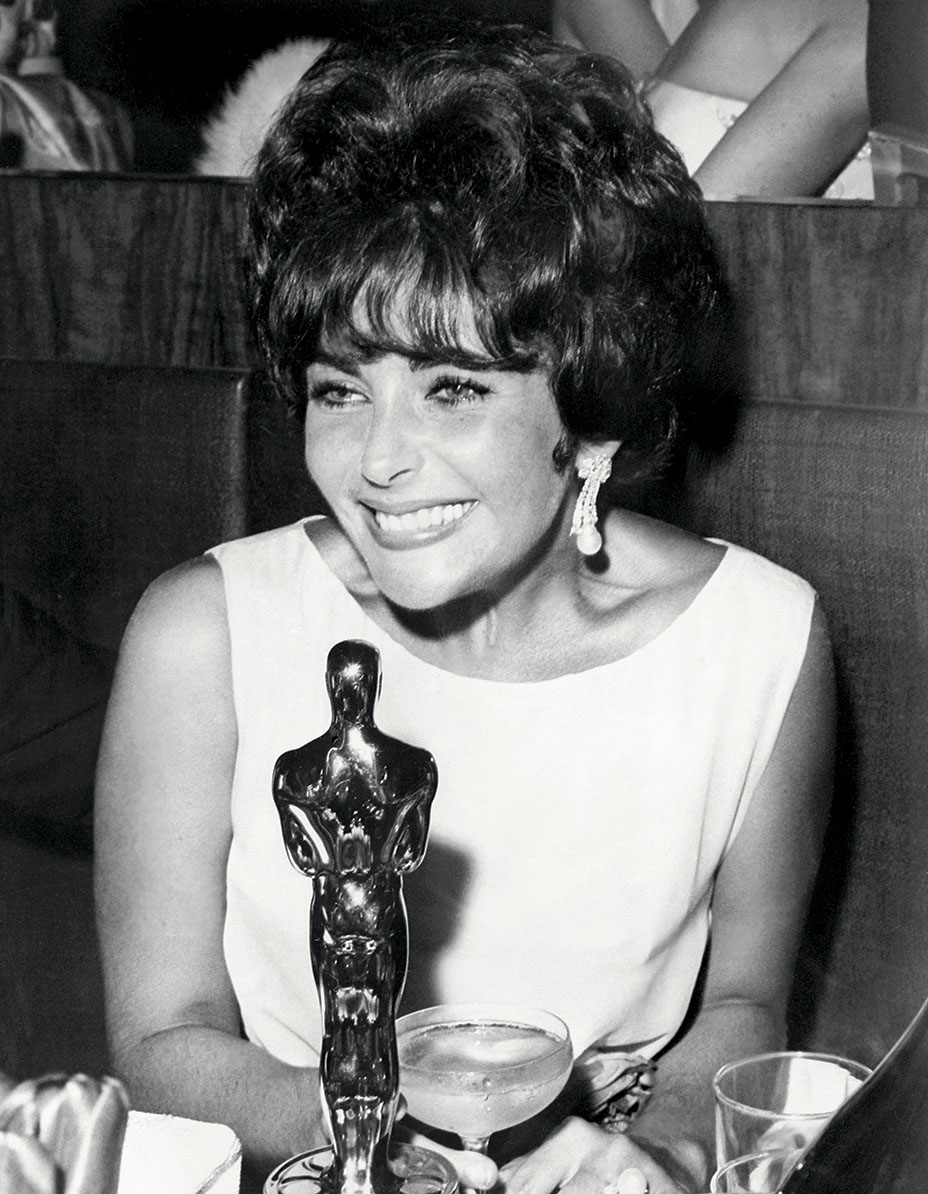 Biểu tượng sắc đẹp Hollywood Elizabeth Taylor