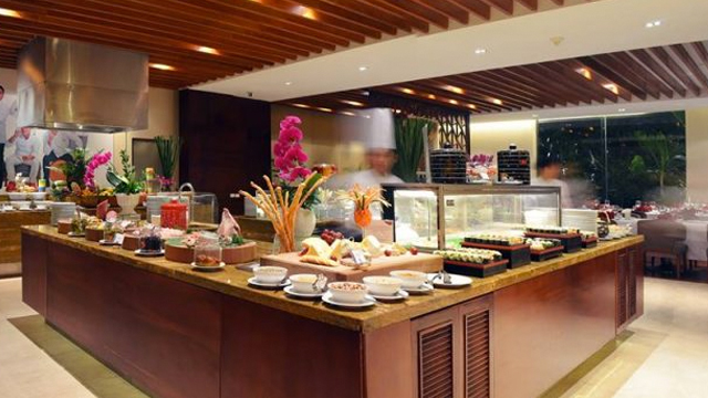 Đón Hè với nhiều ưu đãi ẩm thực tại Crowne Plaza West Hanoi | Nhà Hàng & Ẩm  Thực | ELLE