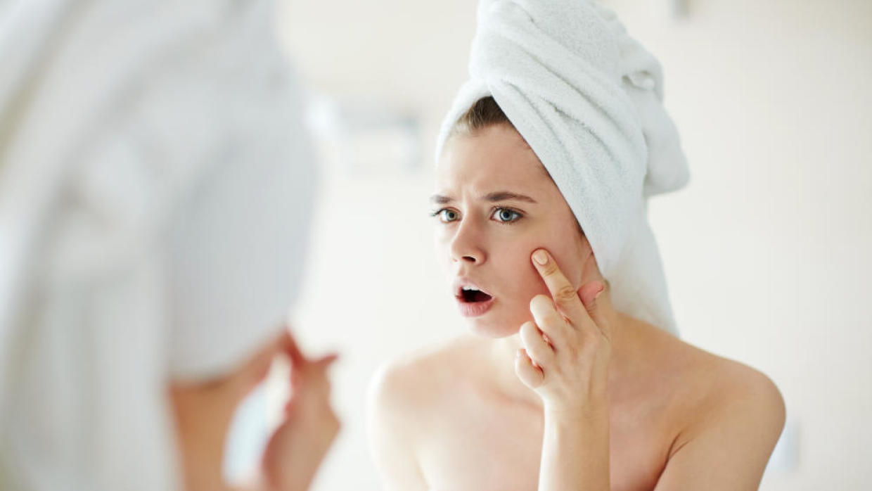 Không tẩy trang trước khi ngủ là sai lầm nguy hiểm nhất! - ELLE Việt Nam