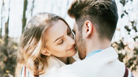 Ai cần tình yêu lý tưởng?