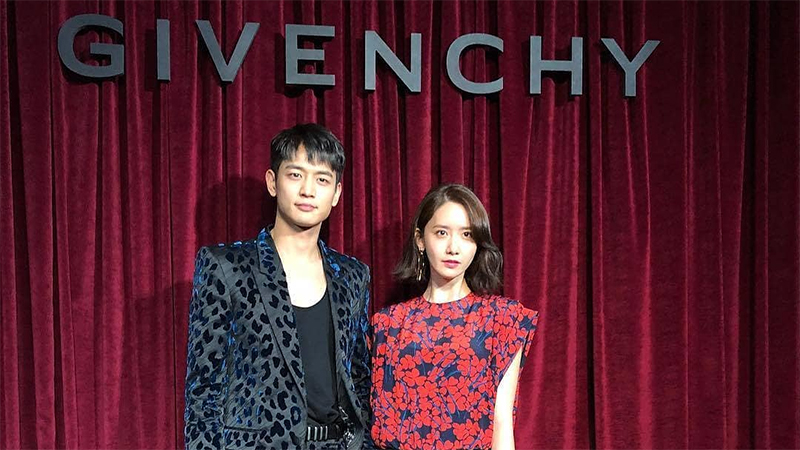 Minho (Shinee) Tháp Tùng Yoona (Snsd) Tại Show Thời Trang Của Thương Hiệu  Givenchy | Elle Vn