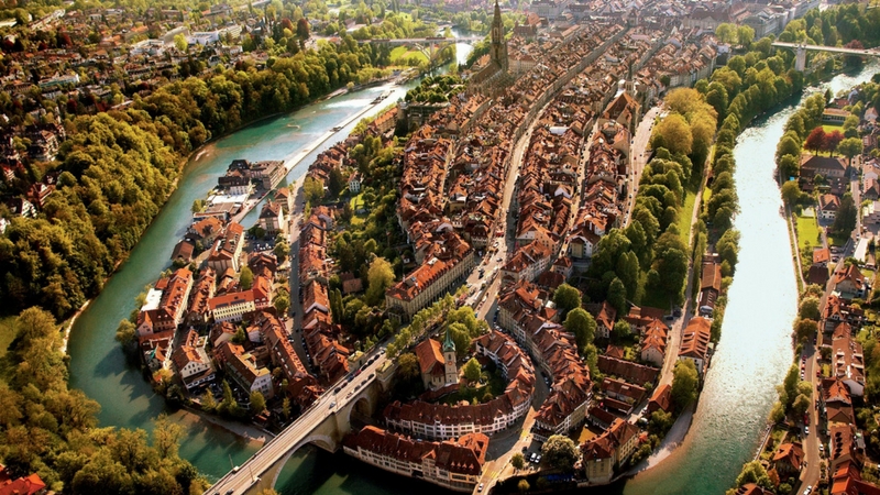 Thủ đô Bern - điểm nhấn cổ kính giữa lòng Thụy Sĩ | ELLE