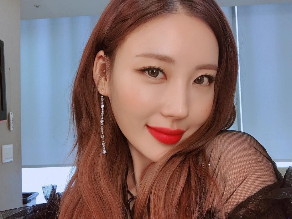 beauty blogger Hàn Quốc Risabae