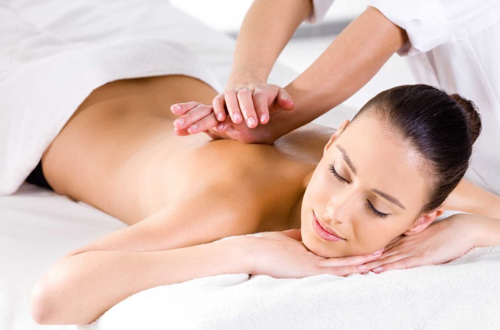 chải da khô massage