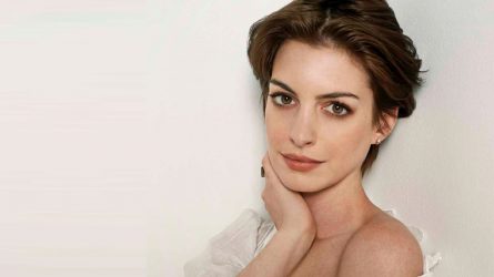 Beautiful hairstyles that make up the brand of beauty Anne Hathaway