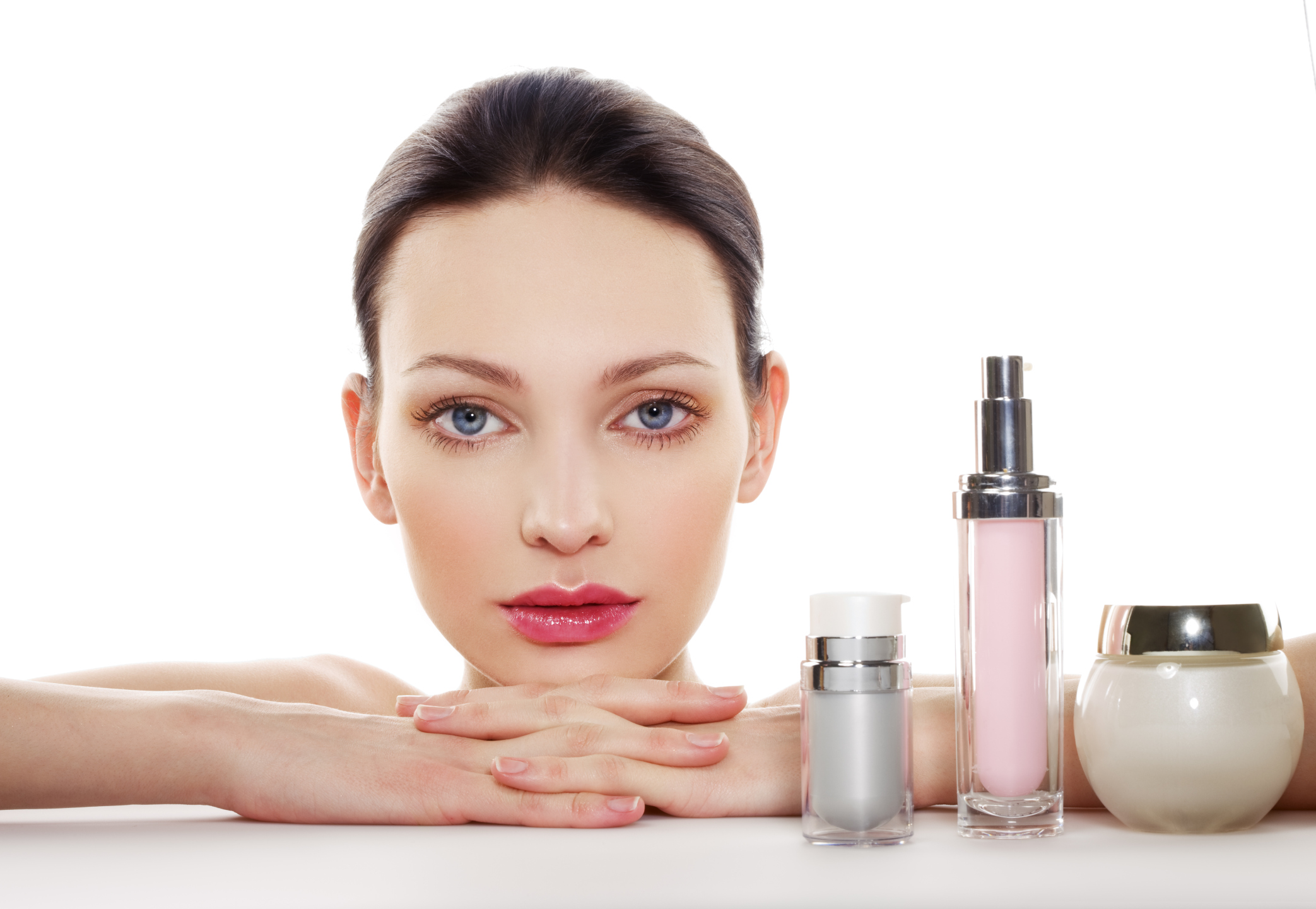 Lý do bạn không thể dùng vĩnh viễn một bộ mỹ phẩm chăm sóc da | ELLE