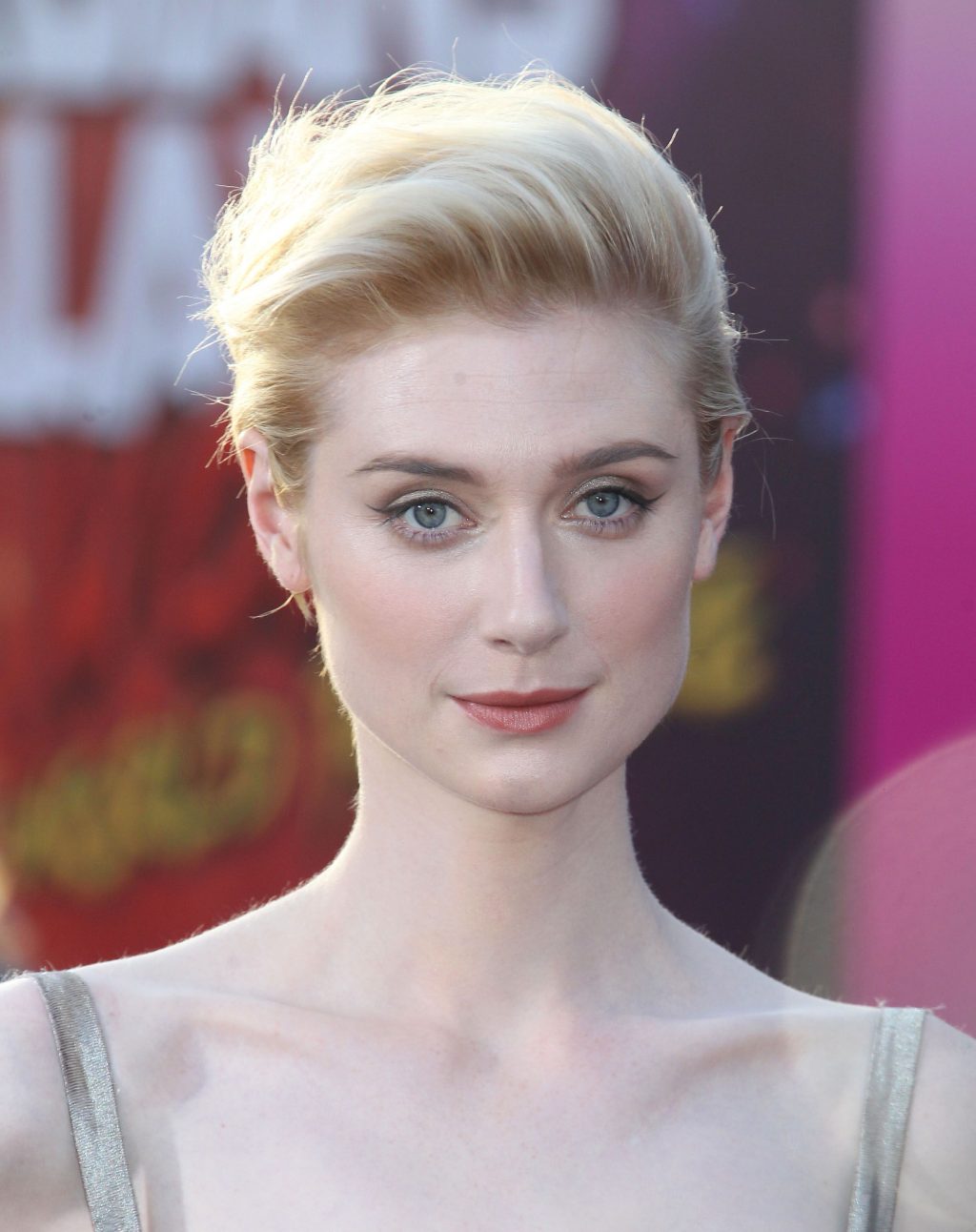 mái tóc ngắn debicki (1)