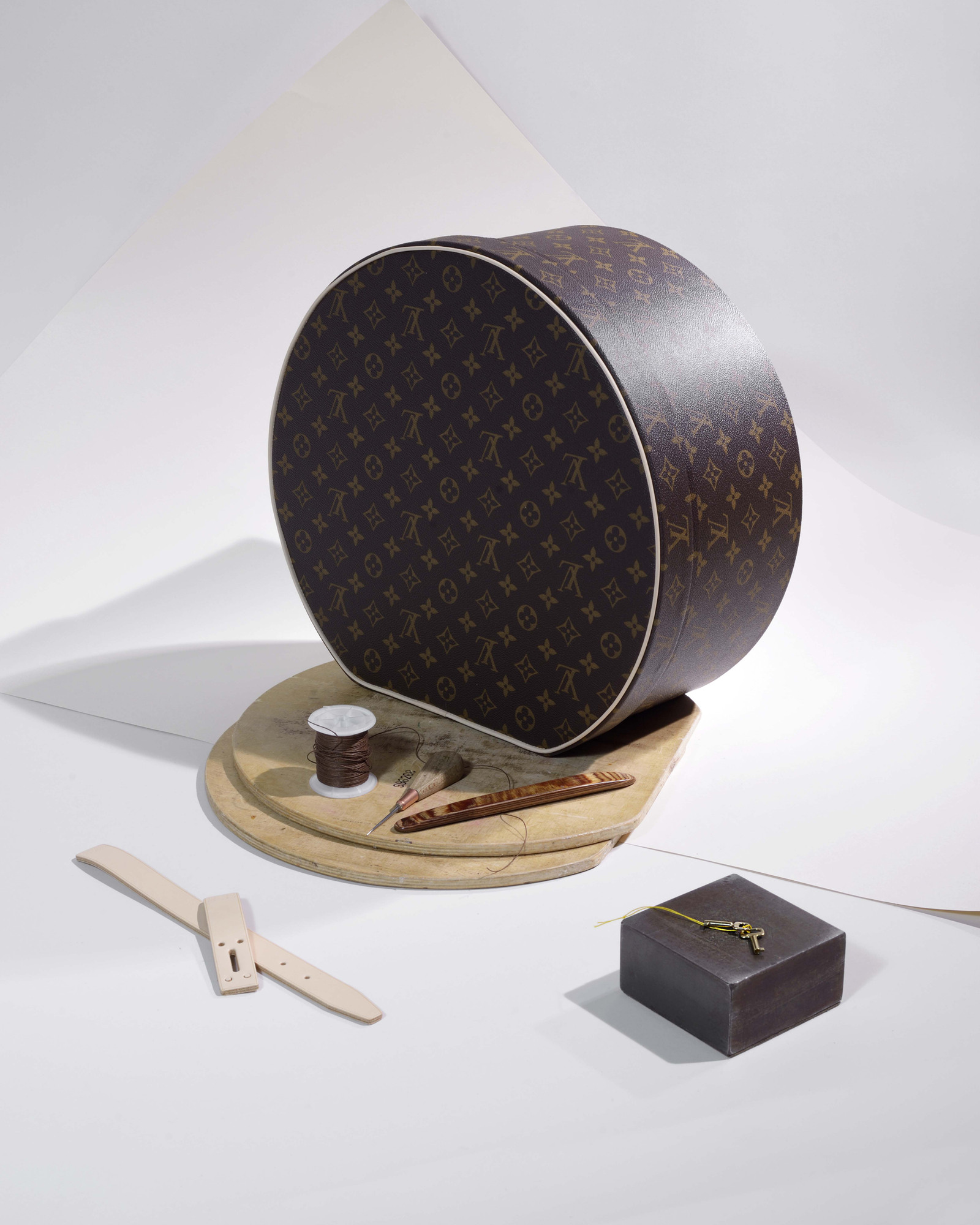 Hoạ tiết monogram danh tiếng của thương hiệu Louis Vuitton đã có