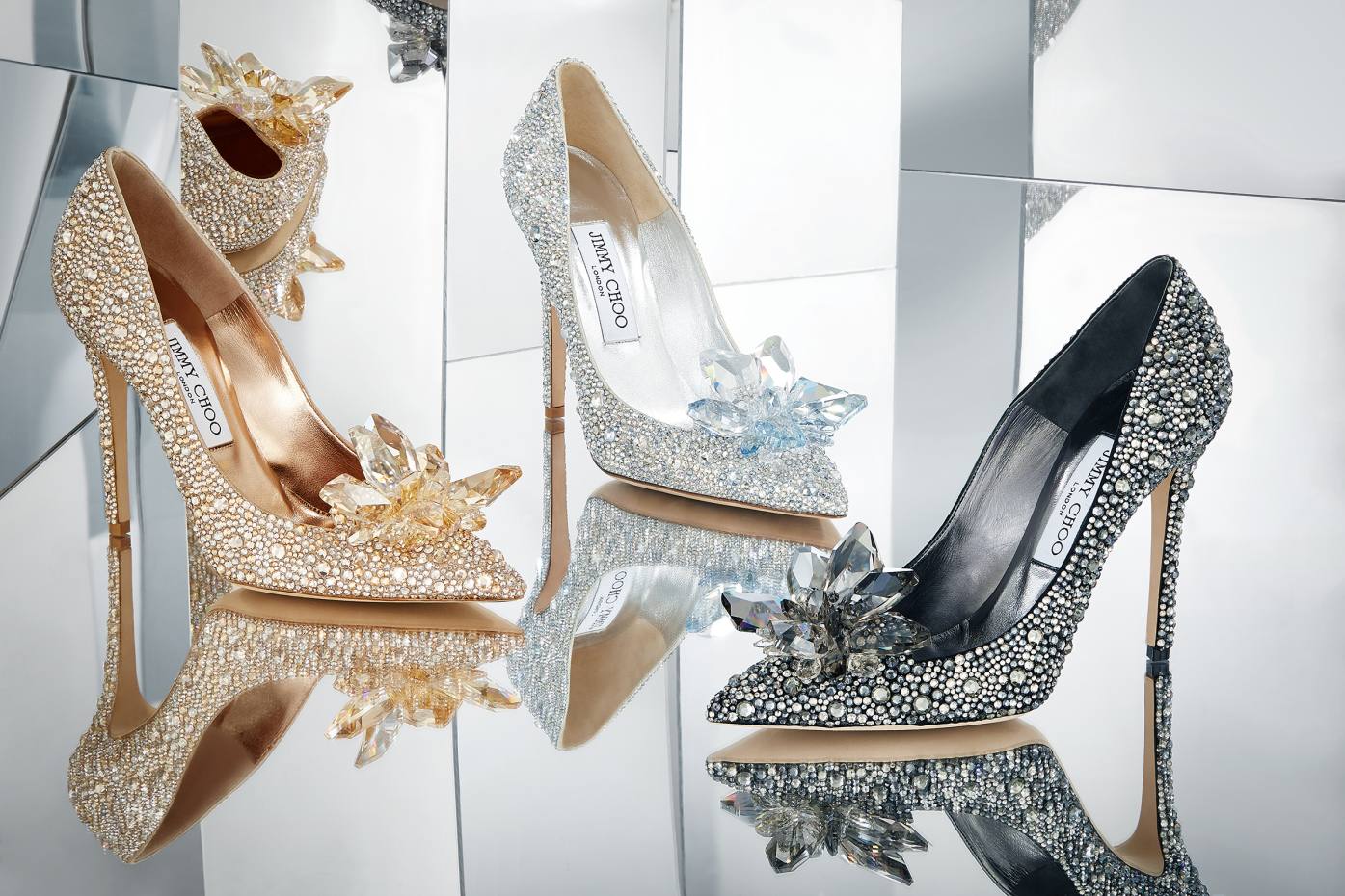 Nhà thiết kế Jimmy Choo: Từ “cậu bé đóng giày” đến nhà tạo mẫu cho thời