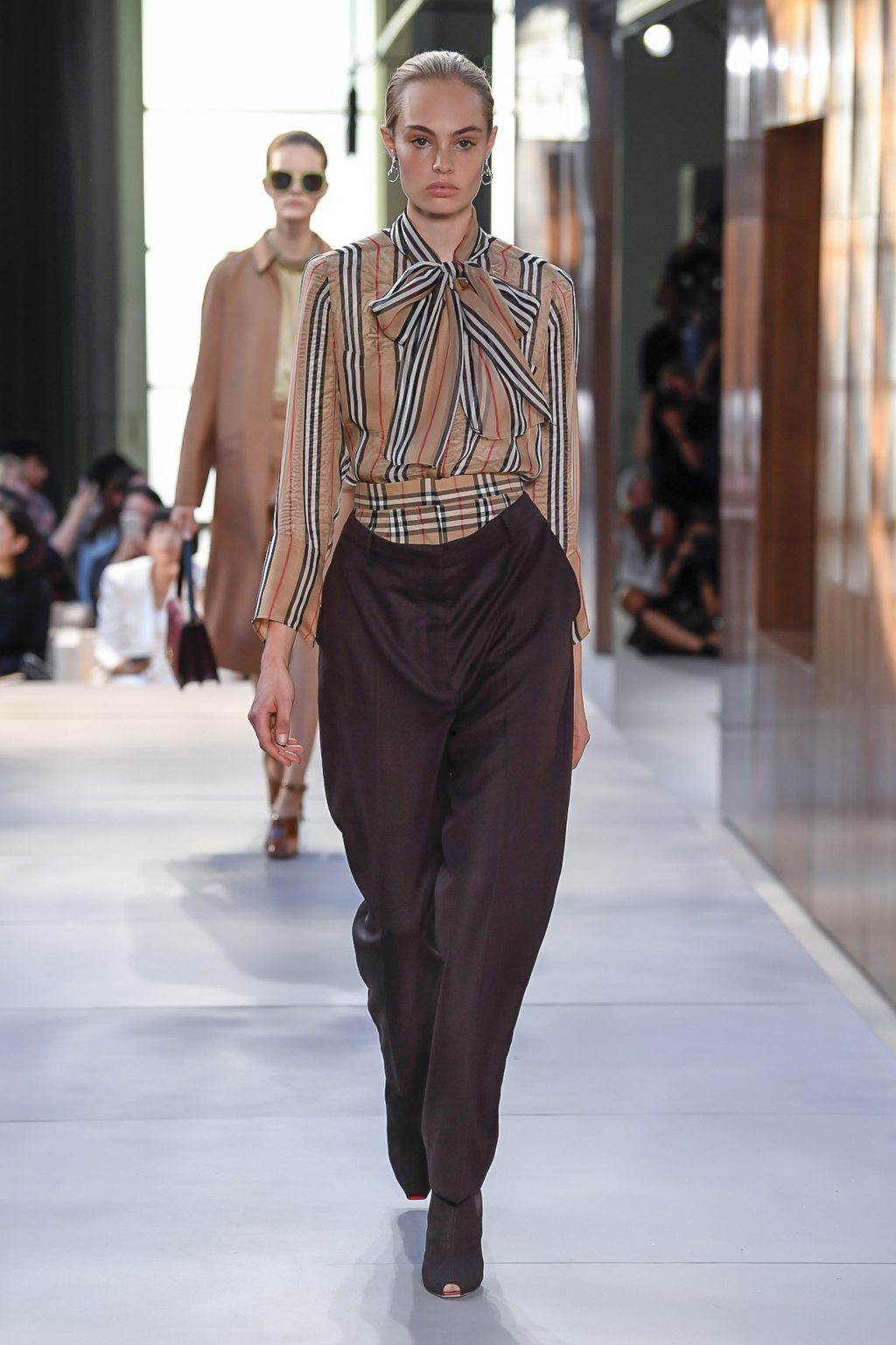 thời trang Burberry London Fashion Week 2019 6