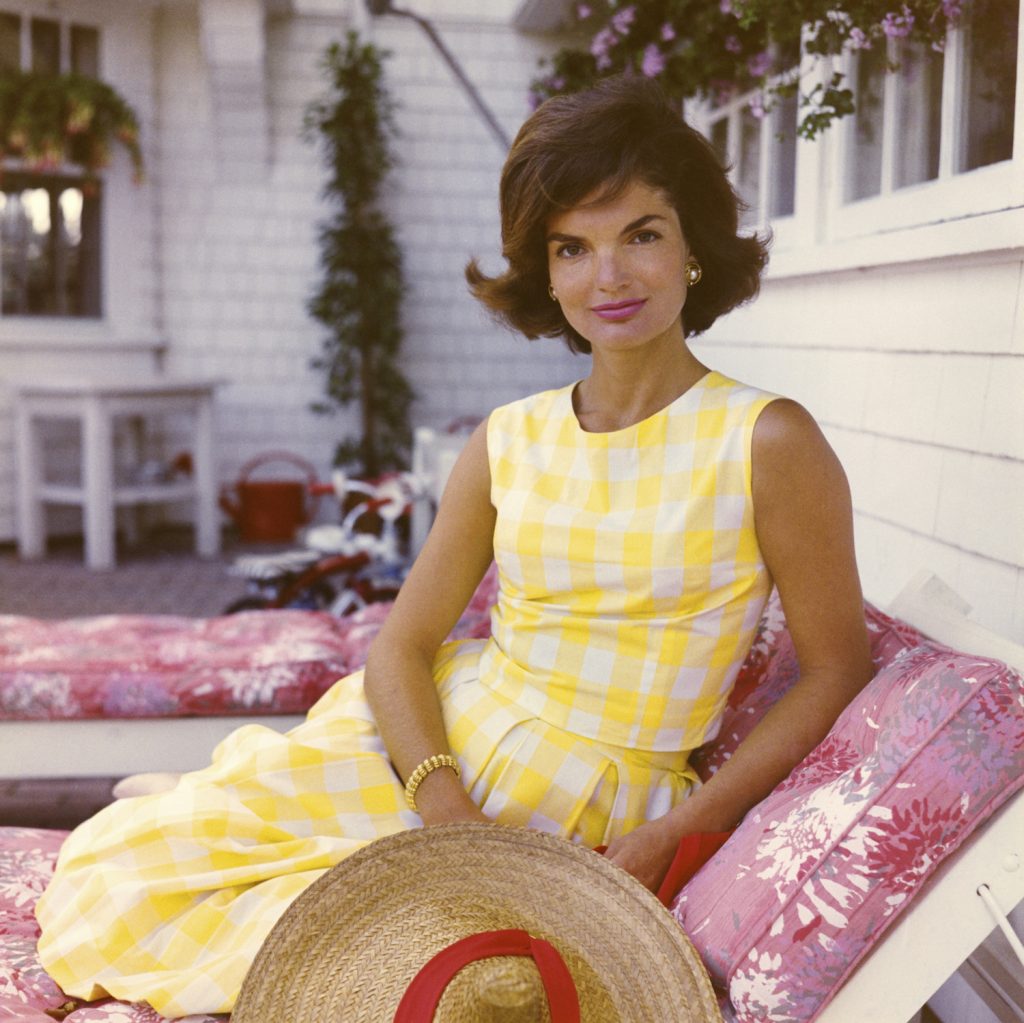 Jackie Kennedy bài học về thời trang và làm đẹp