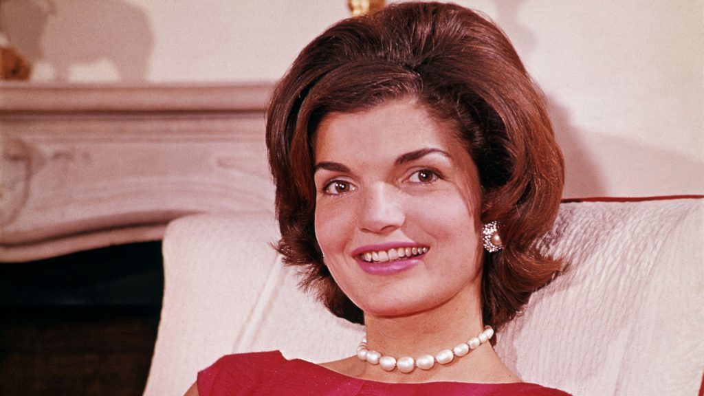 JAckie Kennedy bài học làm đẹp 4