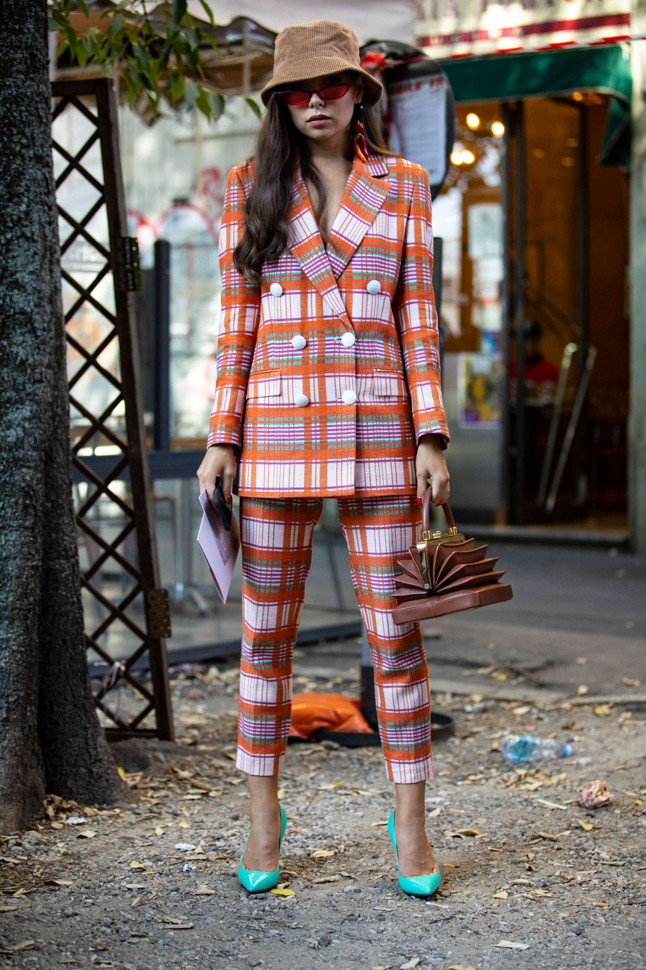 street style tuần lễ thời trang Milan phụ kiện 2