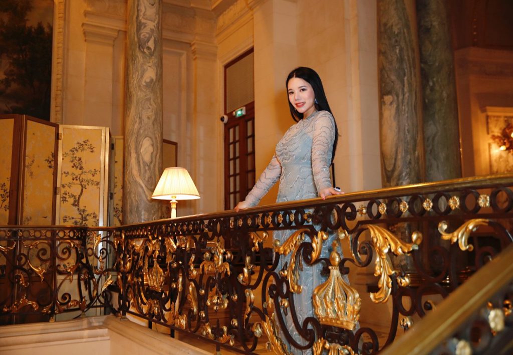 Wendy Yu đầu tư vào Viện trang phục Bảo tàng Nghệ thuật Metropolitan 11
