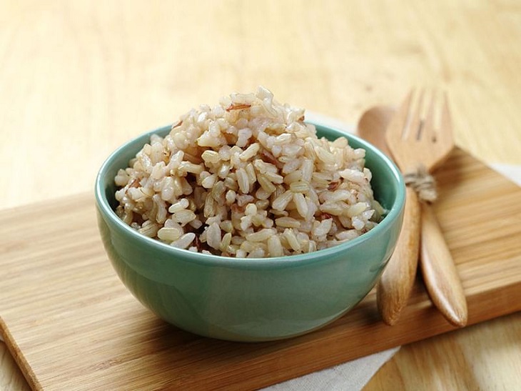 Gạo lứt mang lại nhiều dinh dưỡng trong chế độ Eat Clean