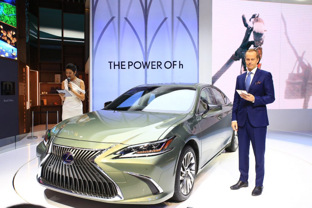 Lexus Hybrid tại Triển lãm Ô tô Việt Nam 2018