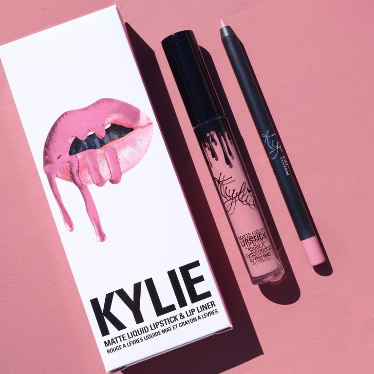 Đế chế mỹ phẩm giúp Kylie Jenner trở thành tỷ phú trẻ tuổi nhất 2018