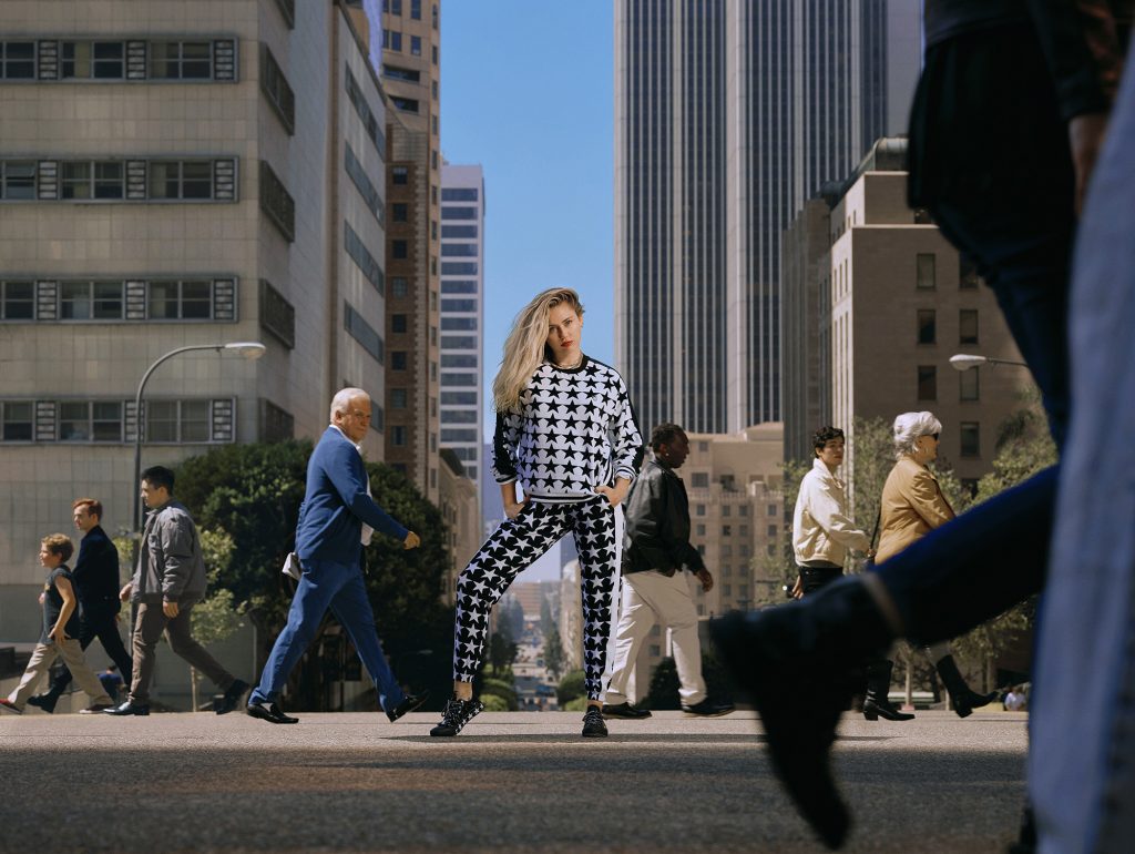 Converse bắt tay ca sĩ Miley Cyrus cho ra mắt BST Incubate trong mùa HO18 3