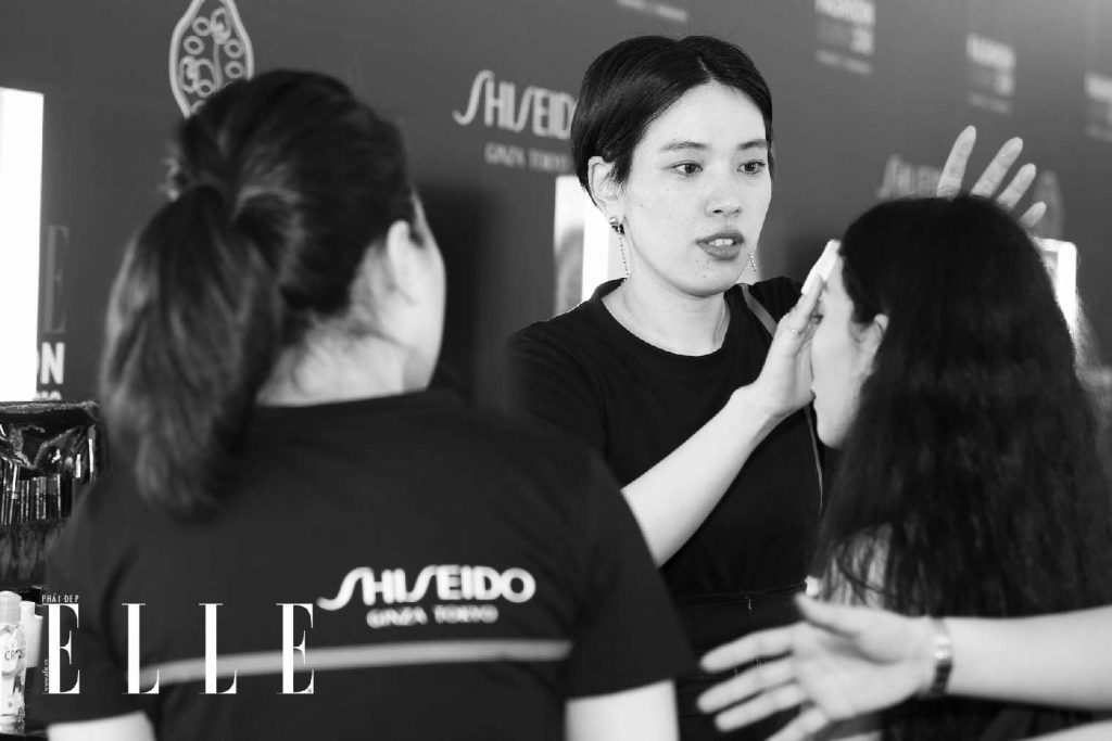 elle fashion journey 2018 hậu trường trang điểm shiseido tomomi