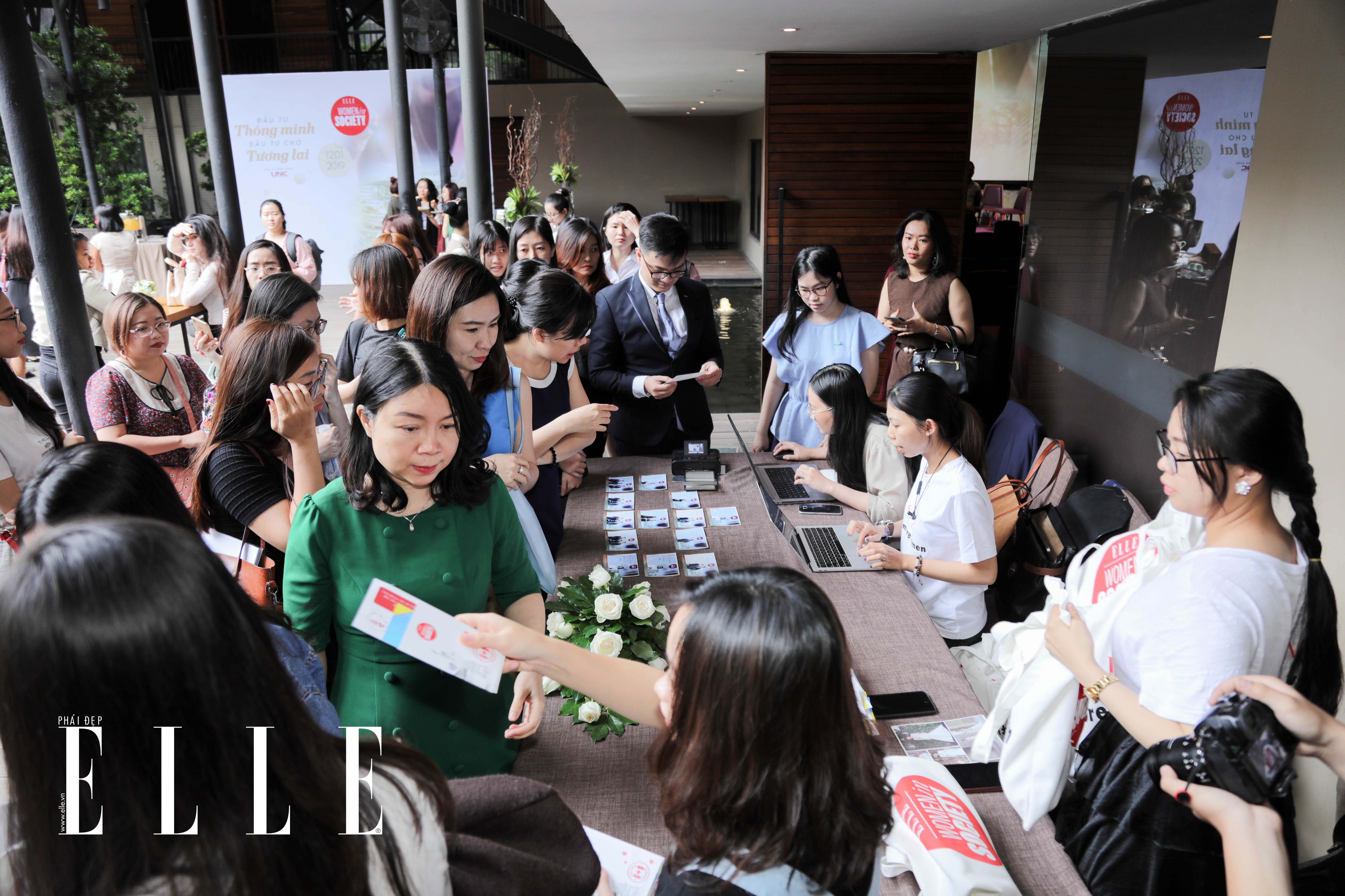 elle women in society tháng 1 11
