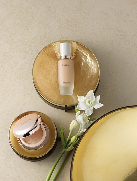 Sulwhasoo Sheer Lasting Gel Cushion & Foundation 2