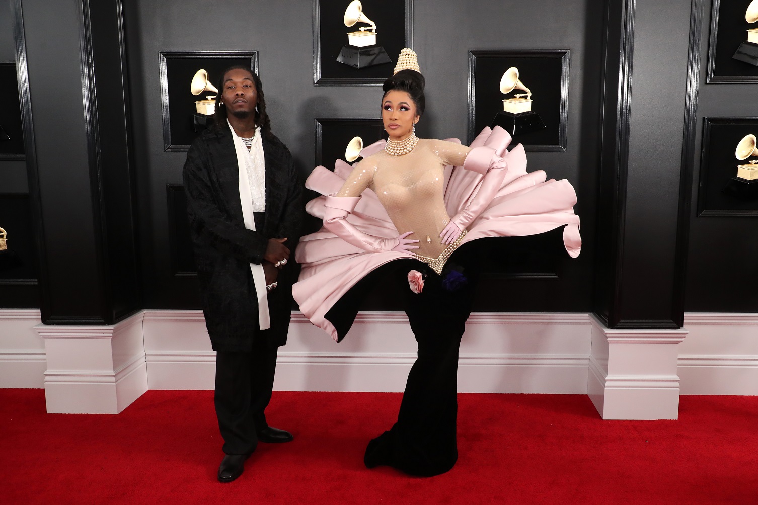 những bộ cánh gây tranh cãi nhất thảm đỏ Grammy 2019 4