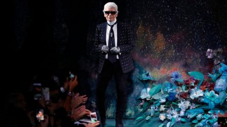 Huyền thoại thời trang Karl Lagerfeld qua đời ở tuổi 85
