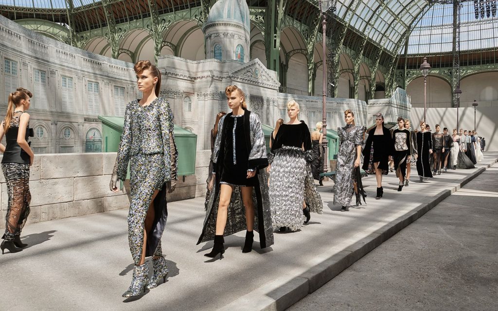 di sản thời trang Karl Lagerfeld qua những sàn diễn ấn tượng nhất của Chanel 4