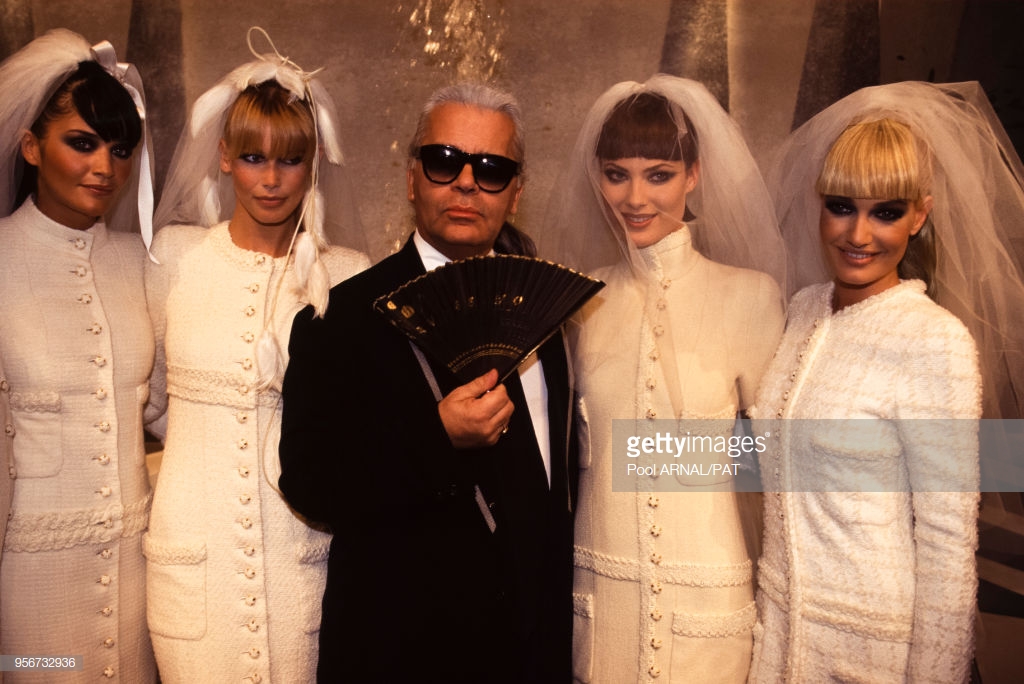 65 năm ntk karl lagerfeld 17