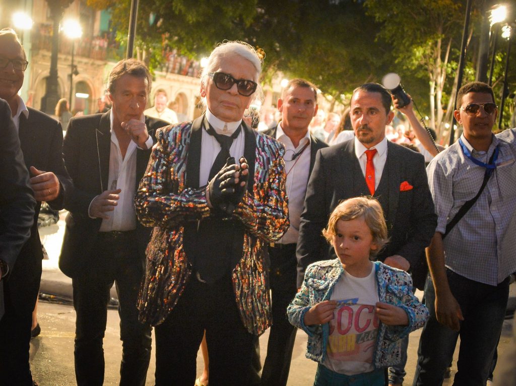 nhà thiết kế karl lagerfeld